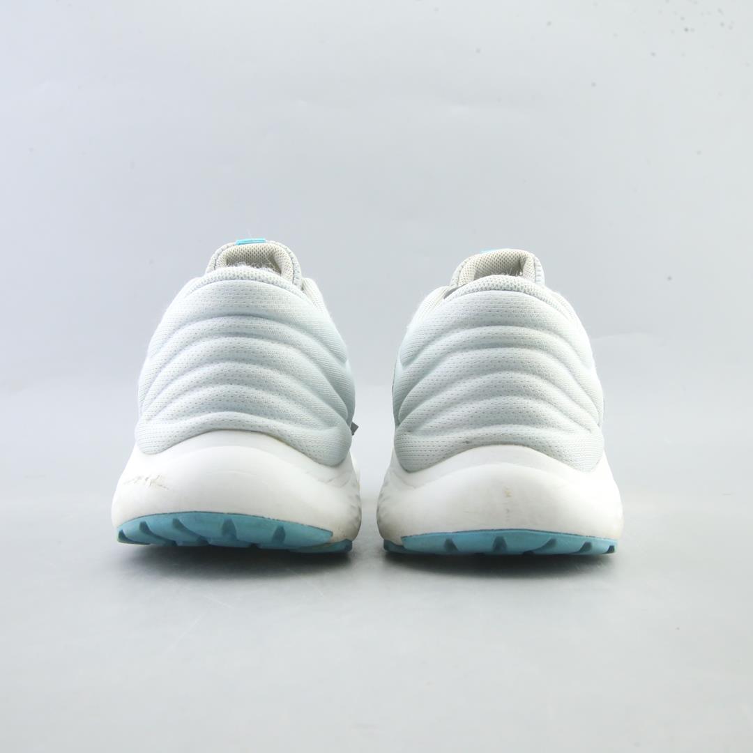 NEW BALANCE 520V7