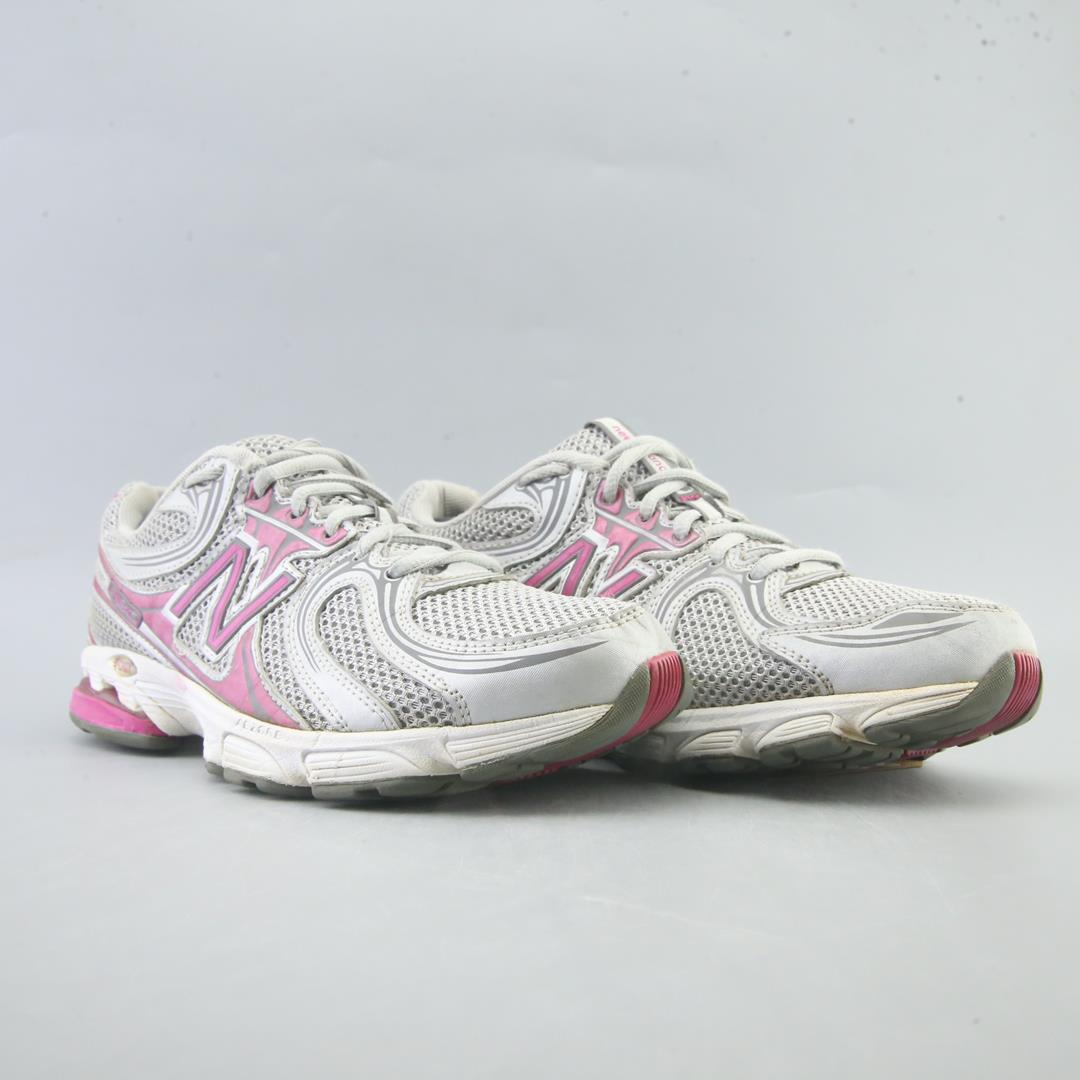 NEW BALANCE 860