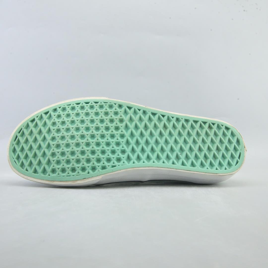 VANS AUTHENTIC