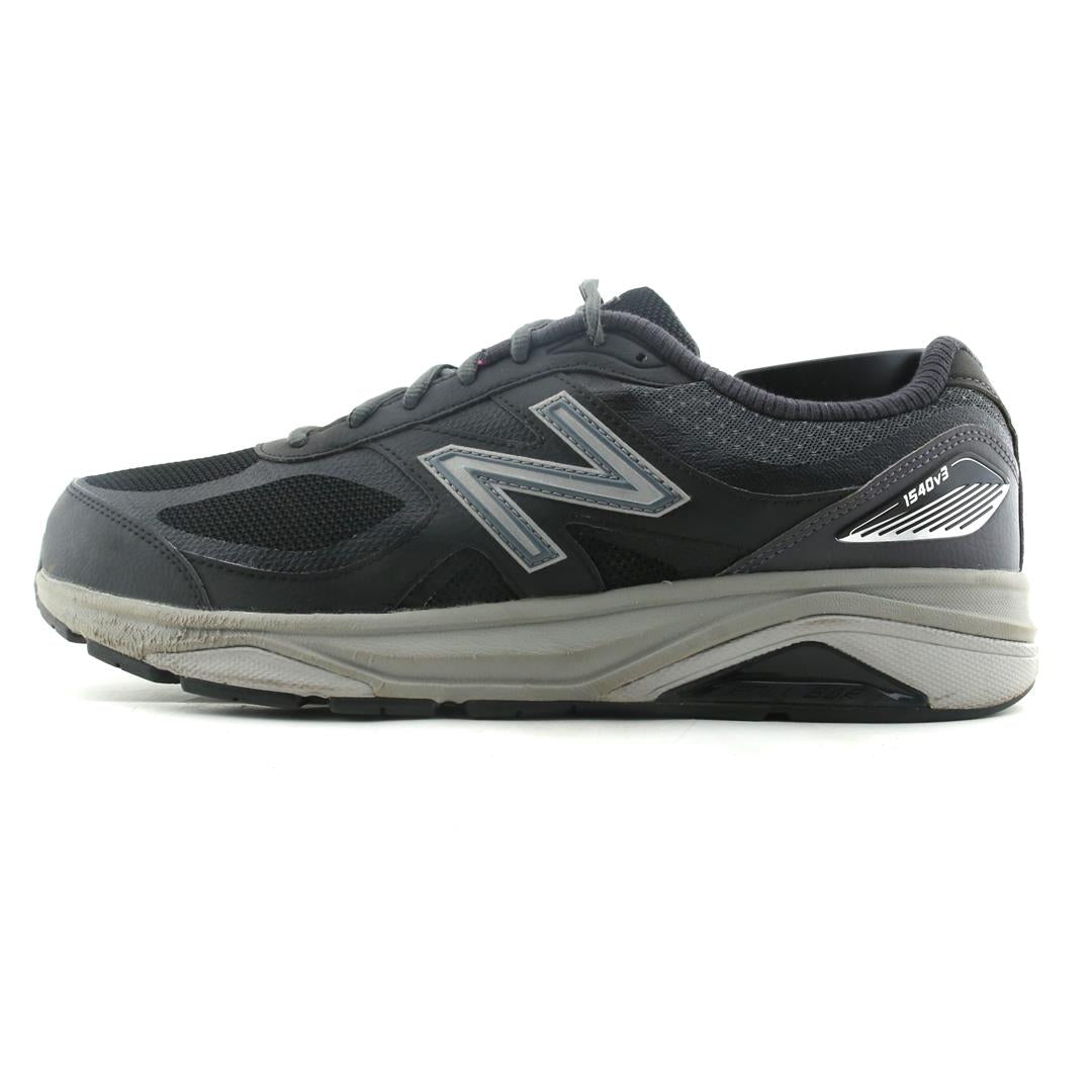 NEW BALANCE 1540 V3
