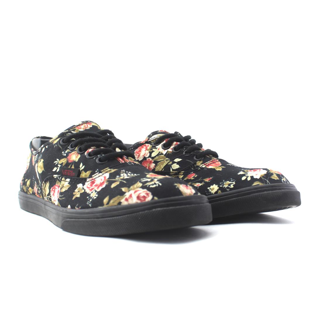 VANS AUTHENTIC