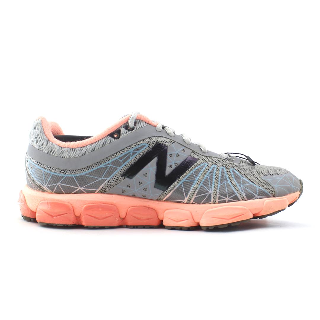 NEW BALANCE 890V4