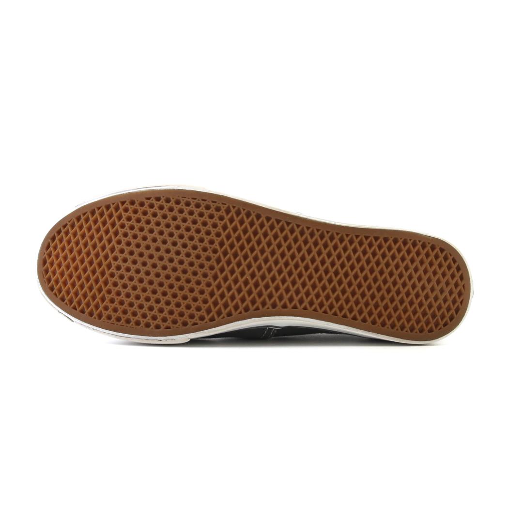 VANS AUTHENTIC