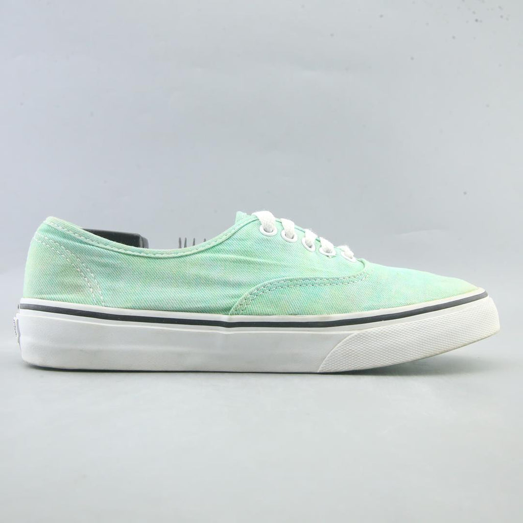 VANS AUTHENTIC