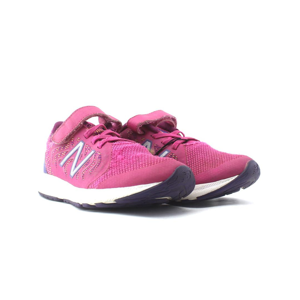 NEW BALANCE 519 V2