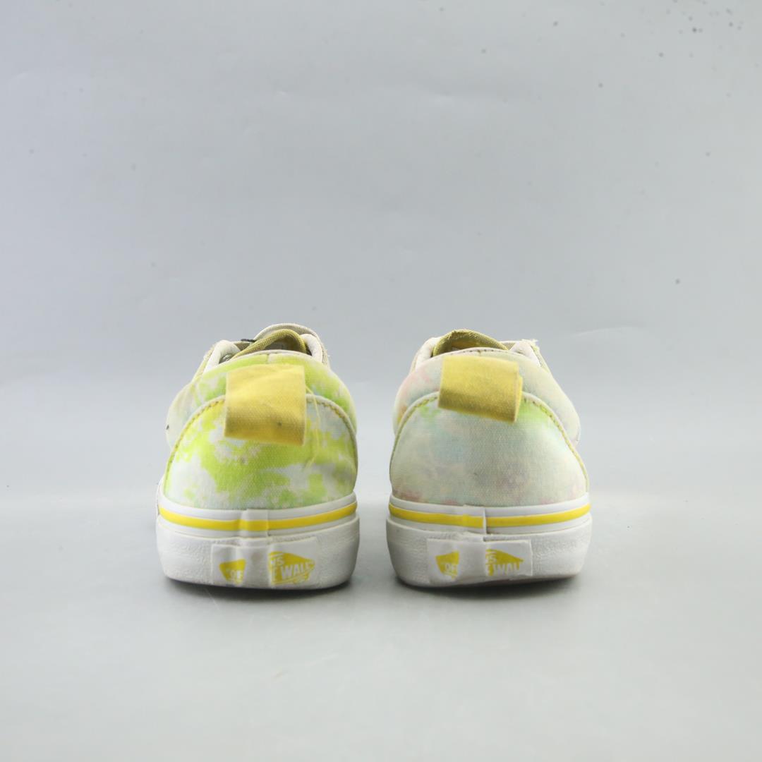 VANS AUTHENTIC