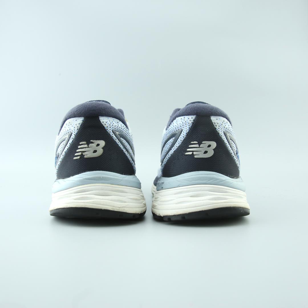 NEW BALANCE 880V9