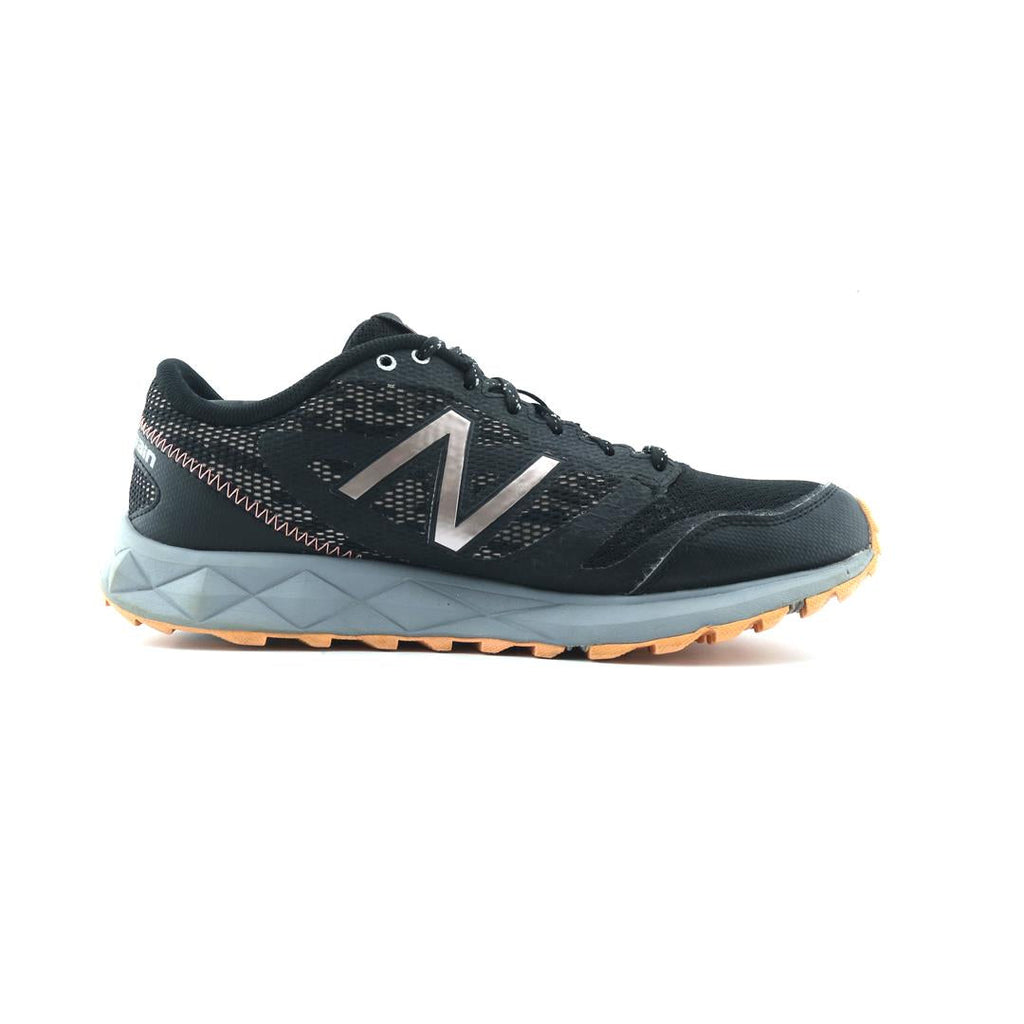 NEW BALANCE 590 V2