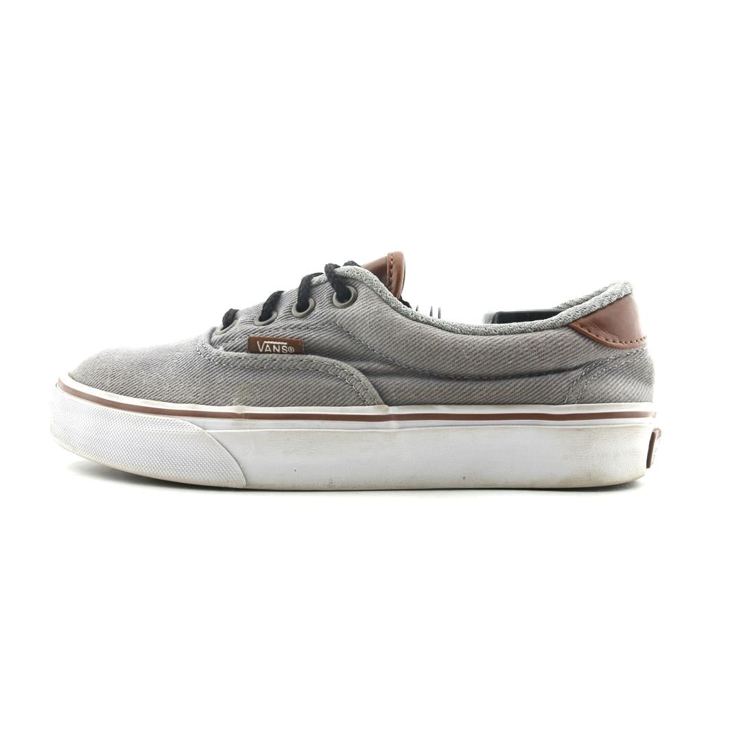 VANS AUTHENTIC
