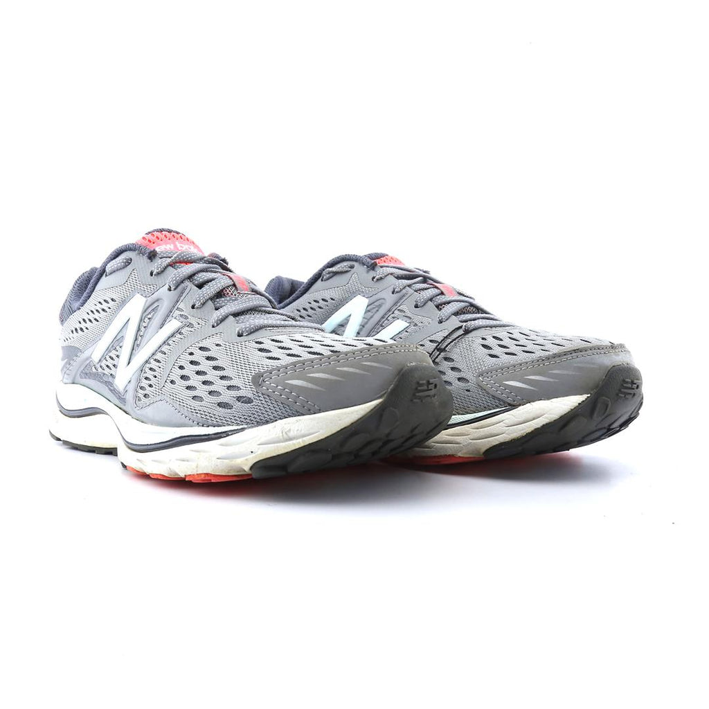 NEW BALANCE 880V6