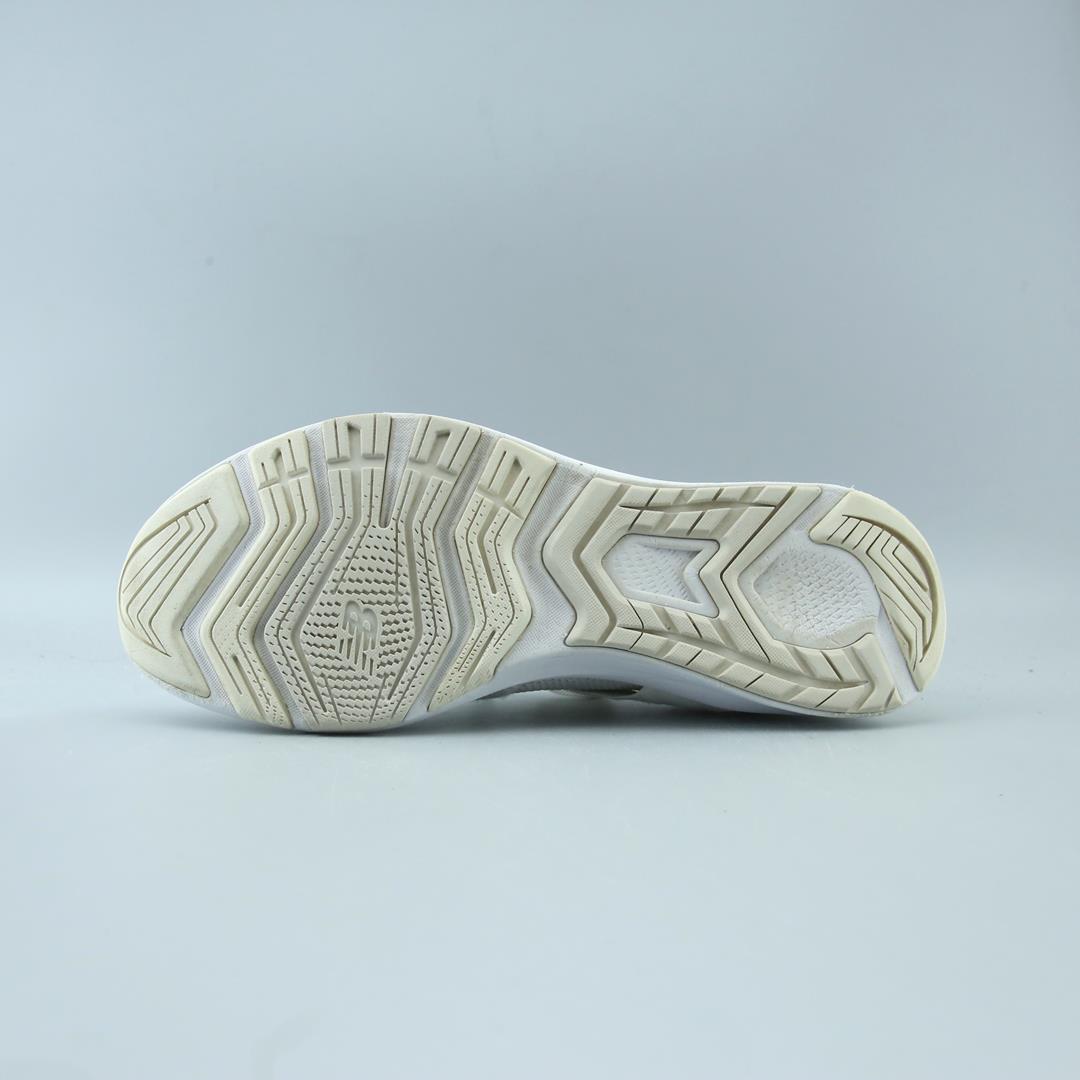 NEW BALANCE FUELCORE NERGIZE V1