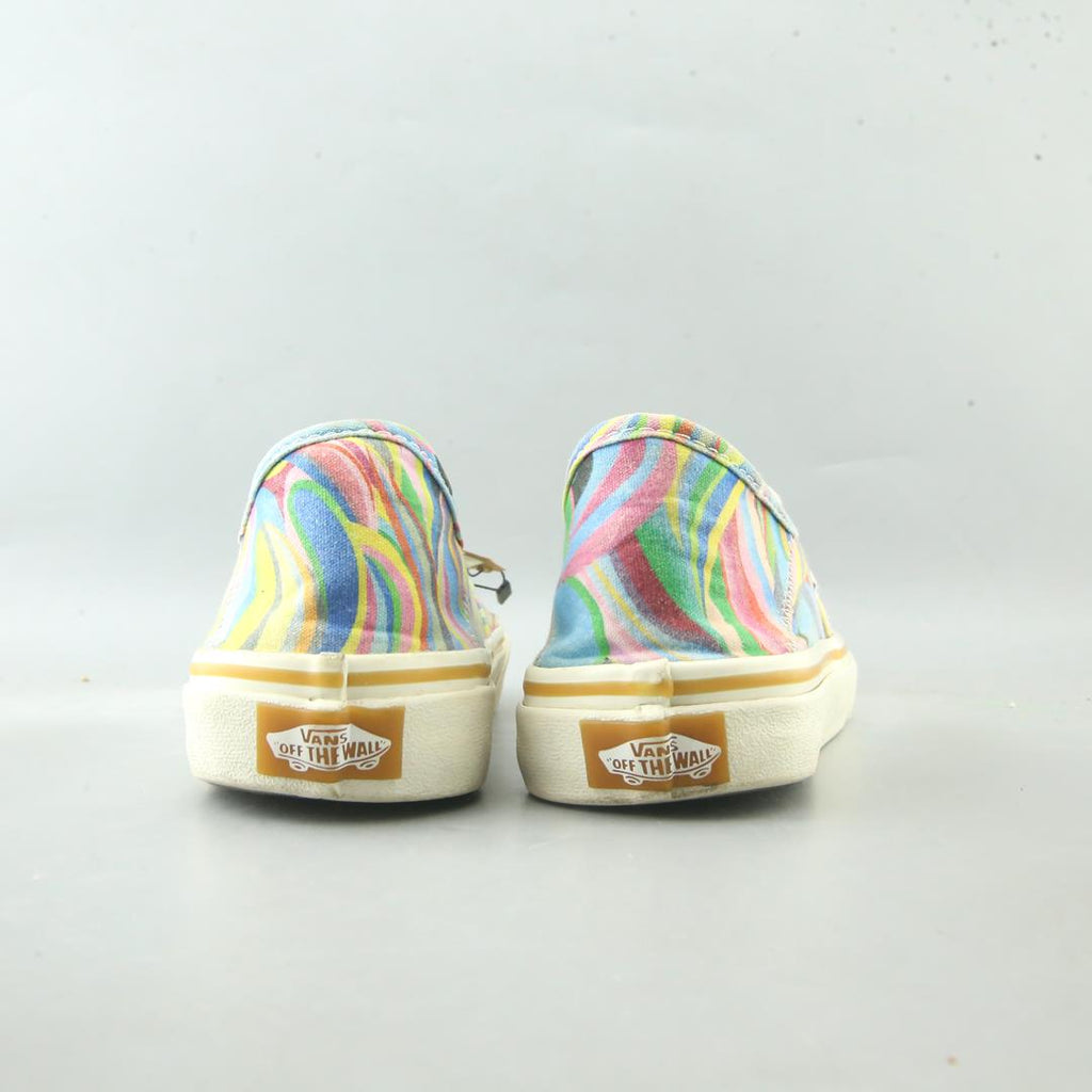VANS AUTHENTIC