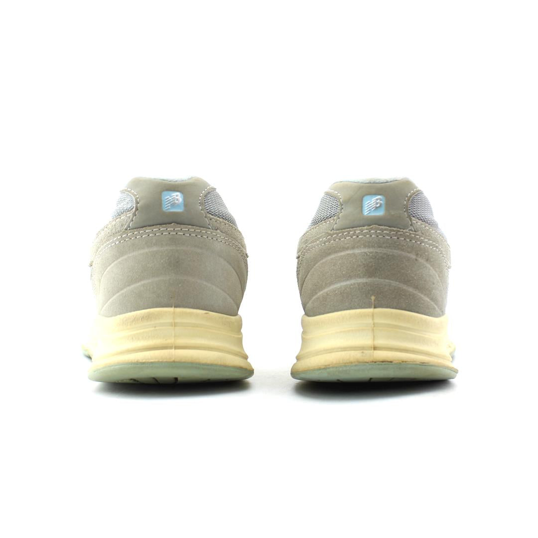 NEW BALANCE 877