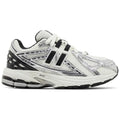 New Balance 1906R Silver Metallic Black (GS)