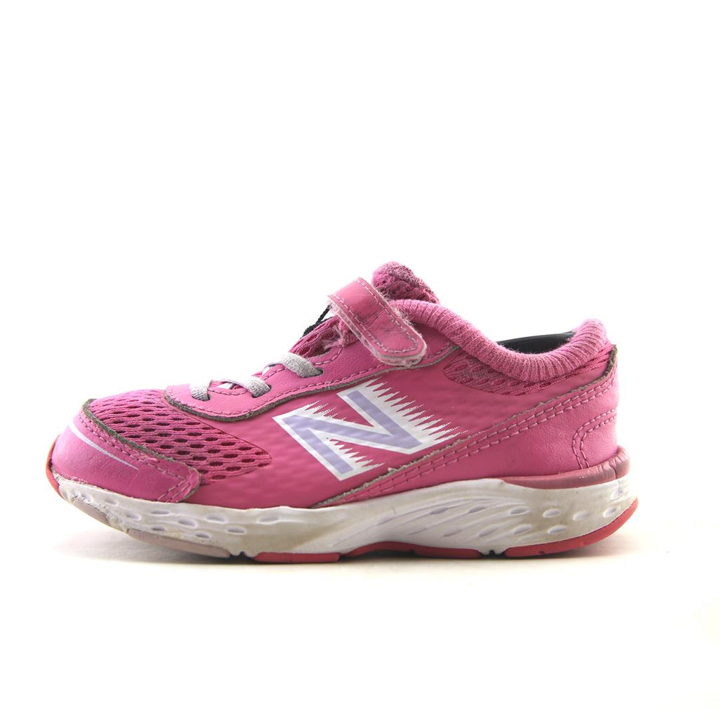 NEW BALANCE 680V6
