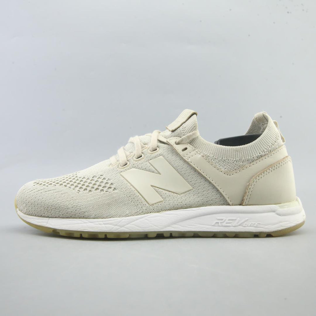 NEW BALANCE 247