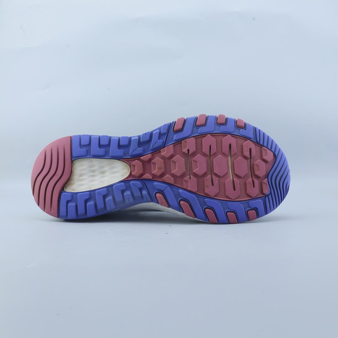 NEW BALANCE 410 V8