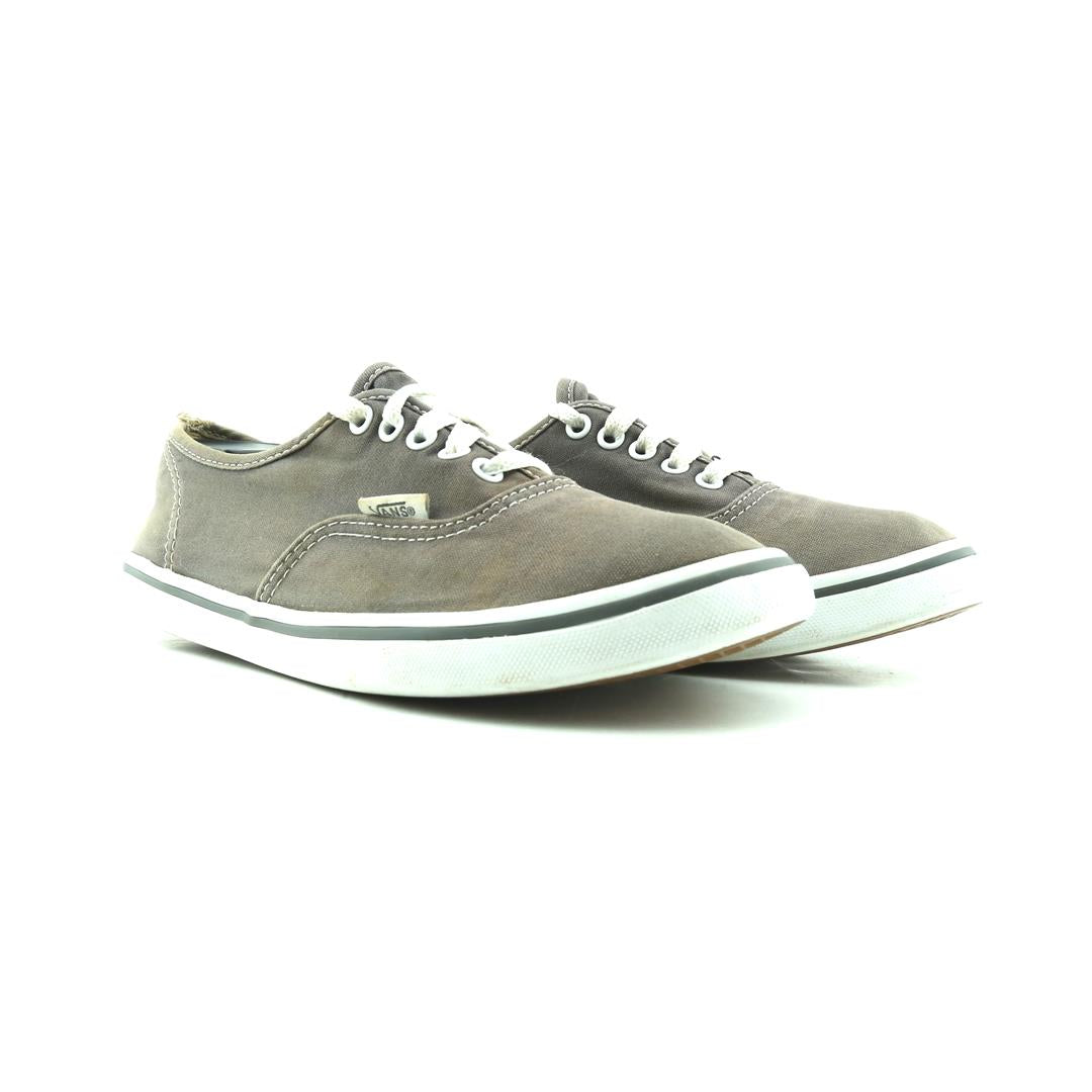 VANS AUTHENTIC
