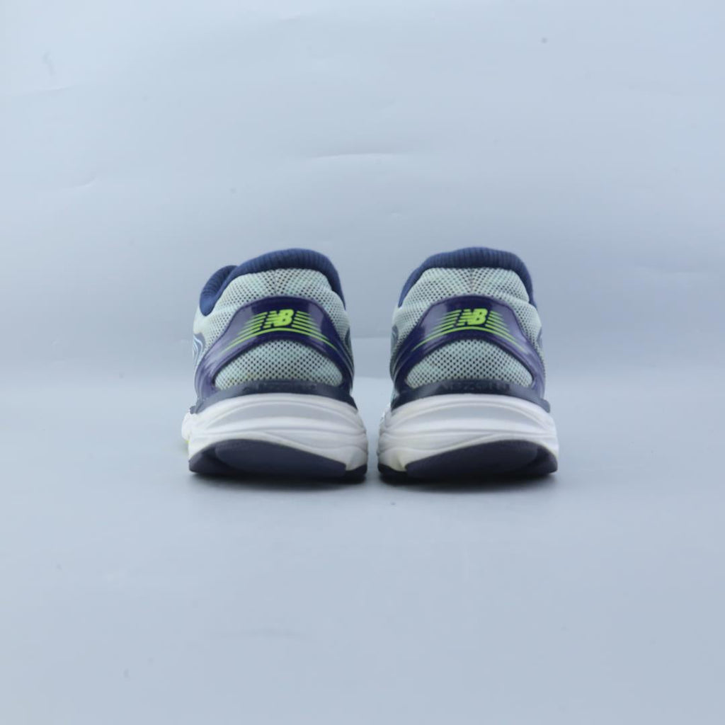 NEW BALANCE 680V4