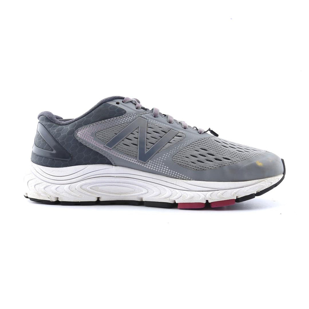 NEW BALANCE 840V4