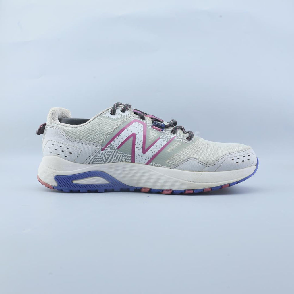 NEW BALANCE 410 V8