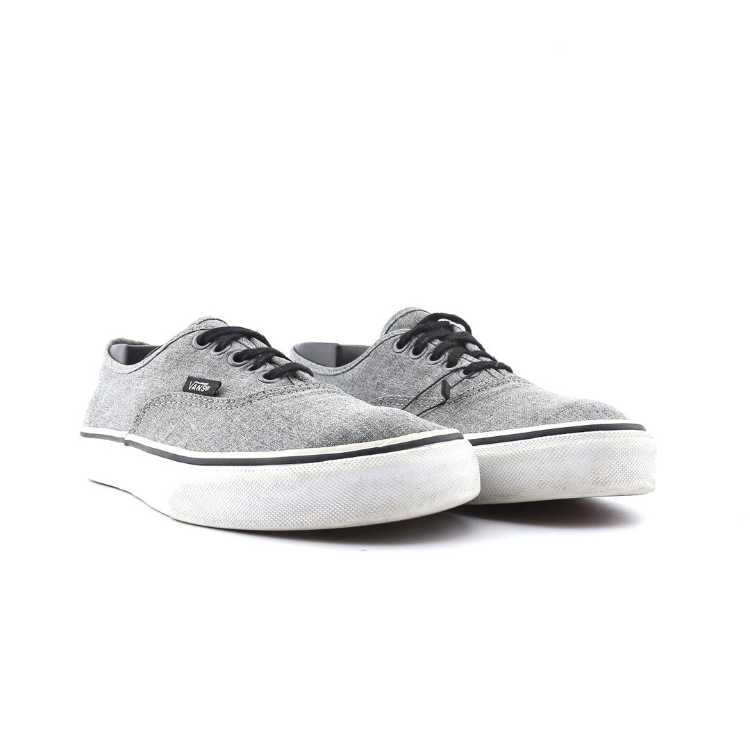 VANS AUTHENTIC