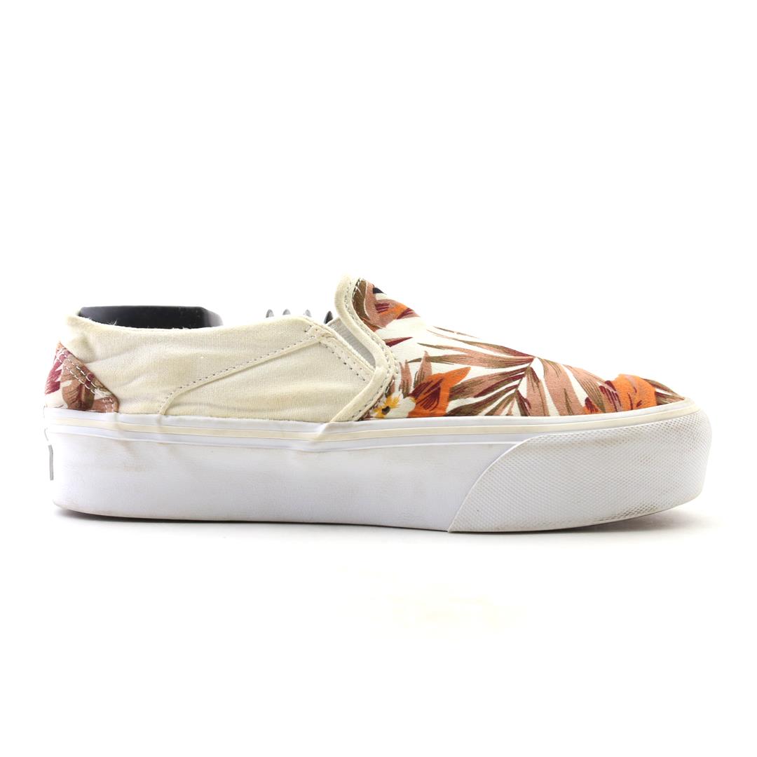 VANS SKATEBOARDING