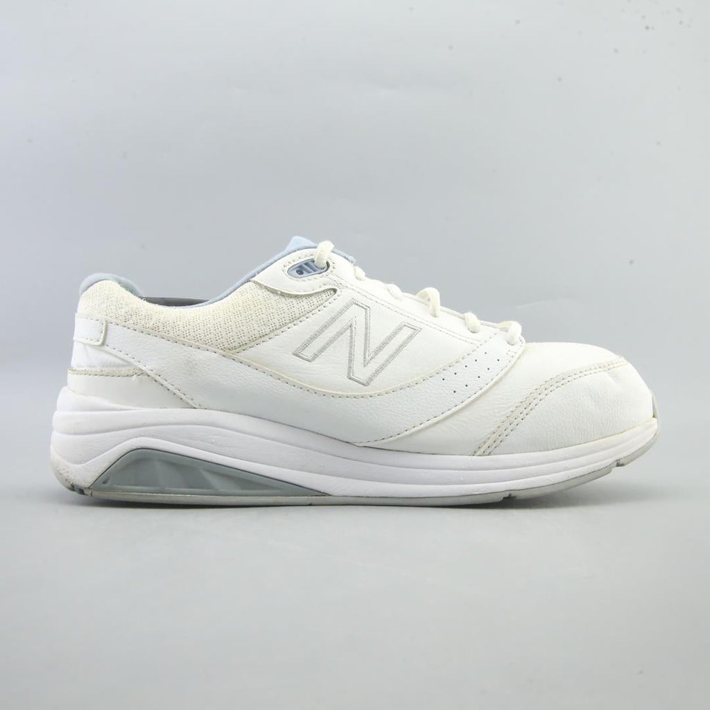NEW BALANCE 928 V3