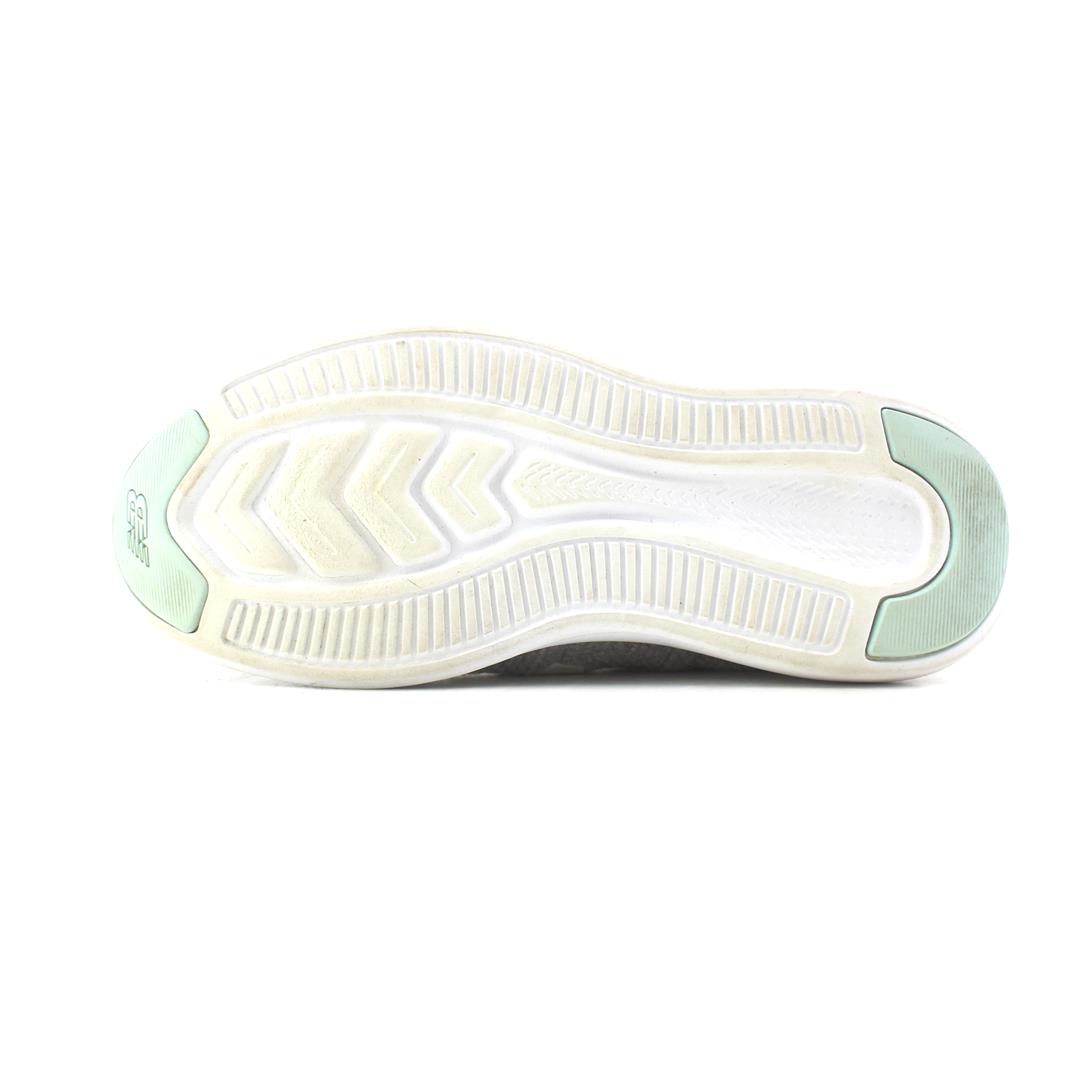 NEW BALANCE FUELCORE COAST V4