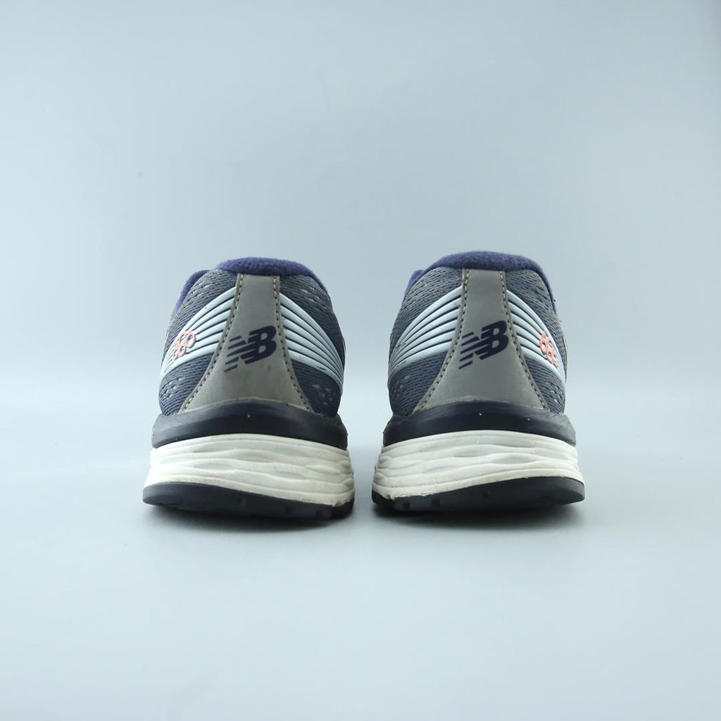 NEW BALANCE 880V8