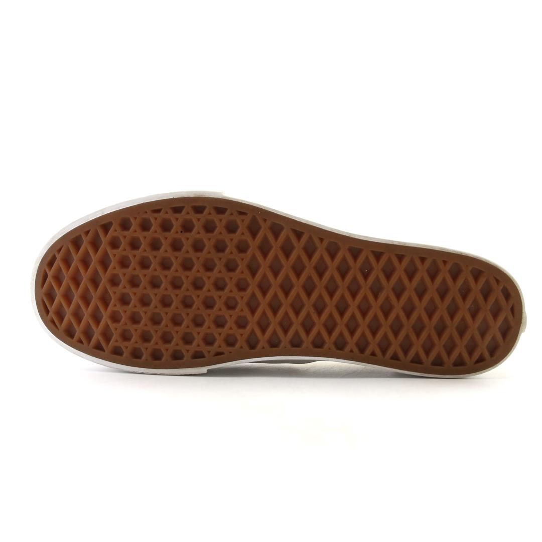 VANS SKATEBOARDING