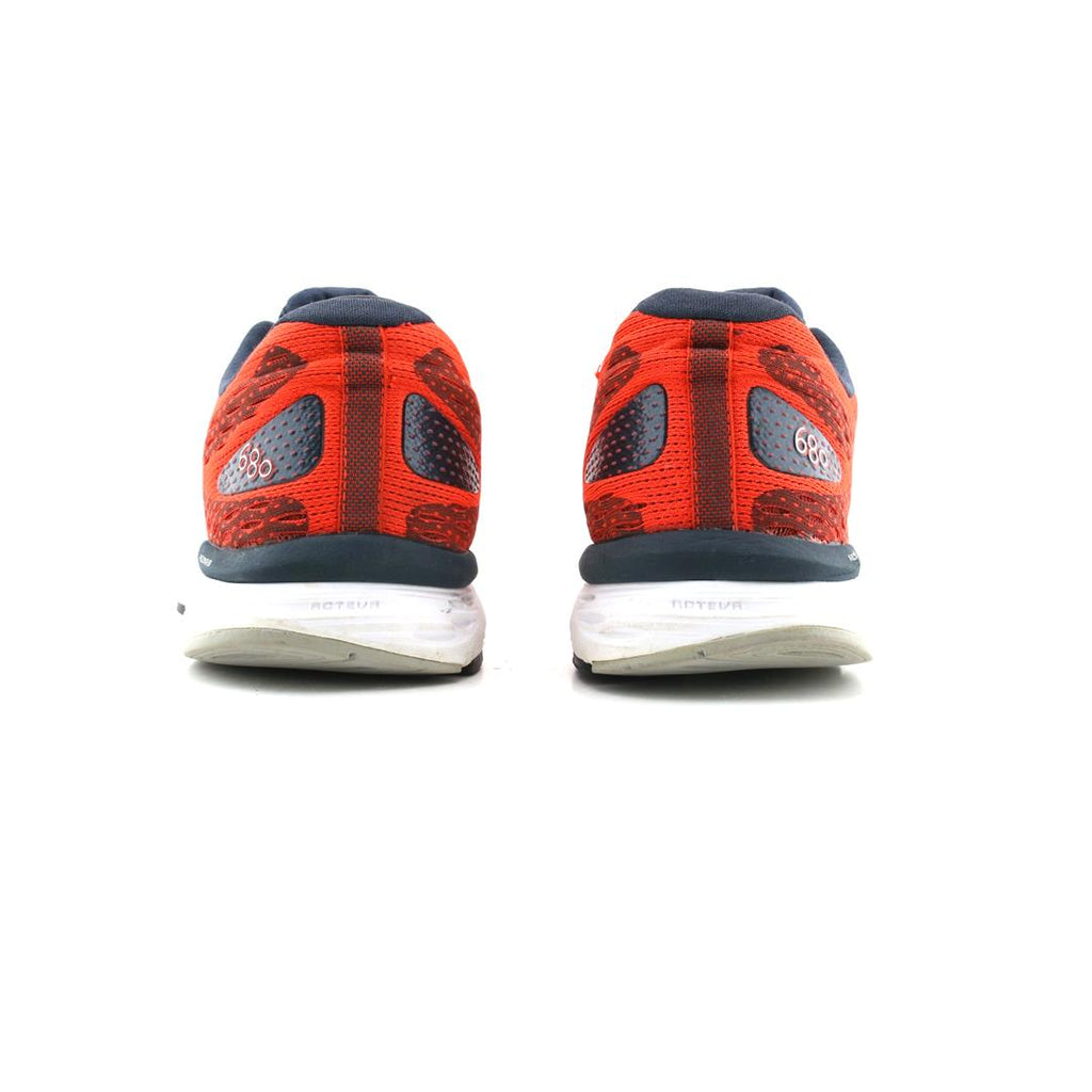 NEW BALANCE 680V6