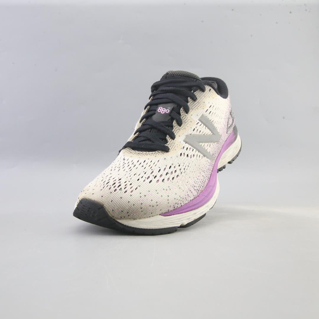 NEW BALANCE 880 V9