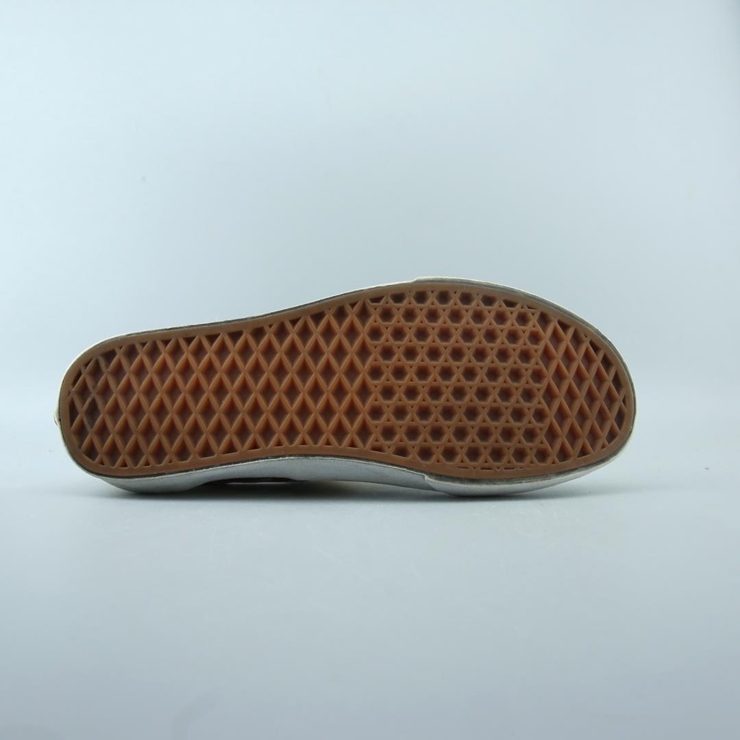 VANS AUTHENTIC