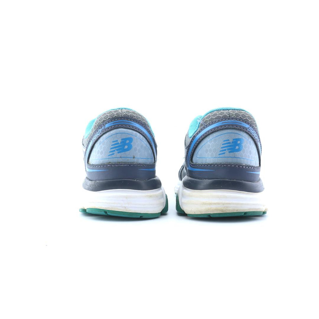 NEW BALANCE 560V6