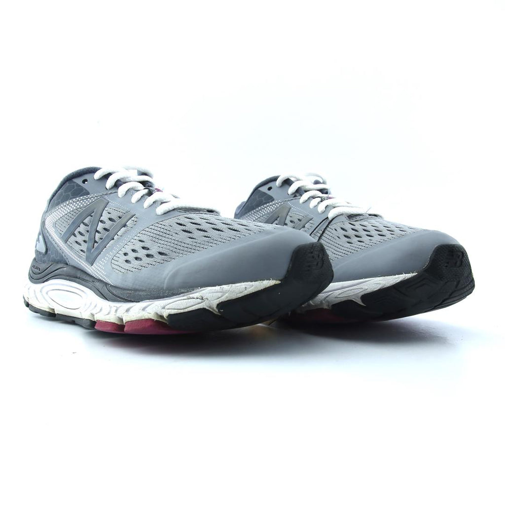 NEW BALANCE 840V4