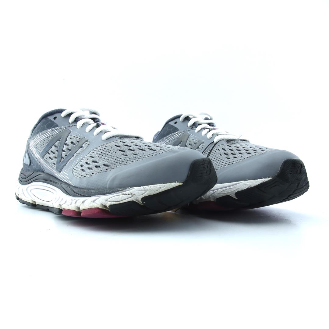 NEW BALANCE 840V4