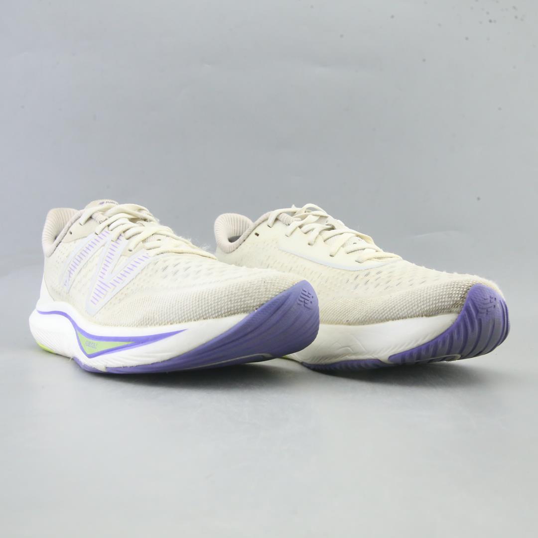 NEW BALANCE FUELCELL REBEL V3