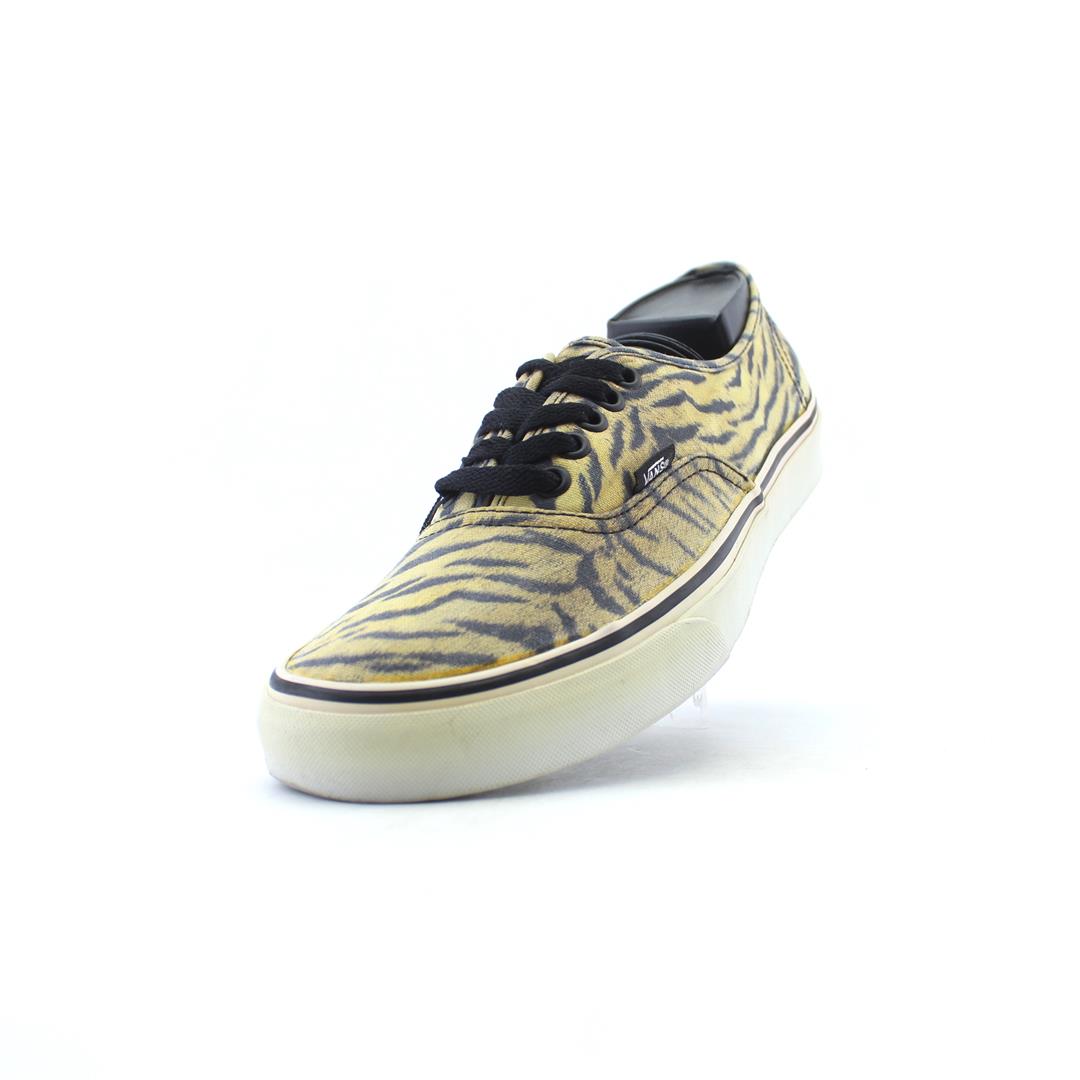 VANS AUTHENTIC