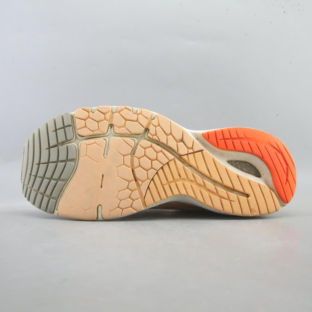 NEW BALANCE FRESH FOAM X 860V12