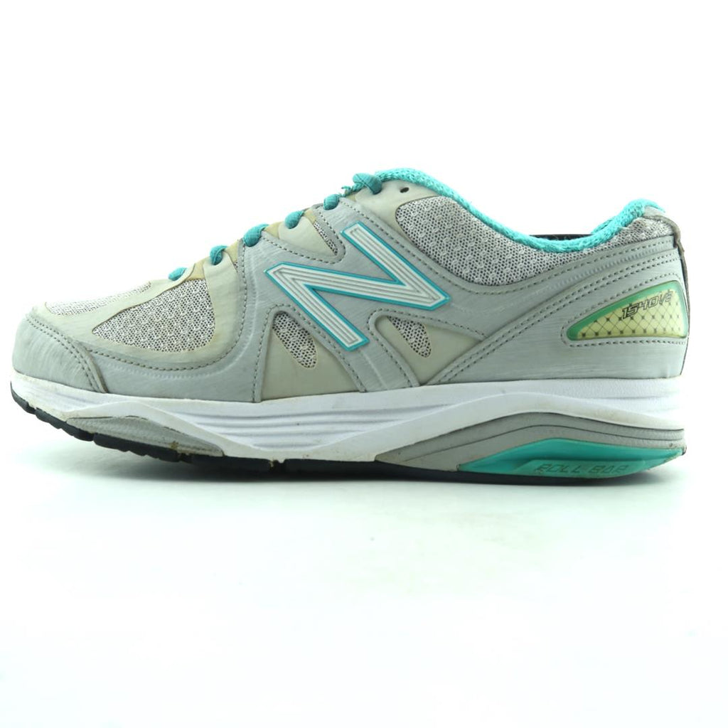 NEW BALANCE 1540V2