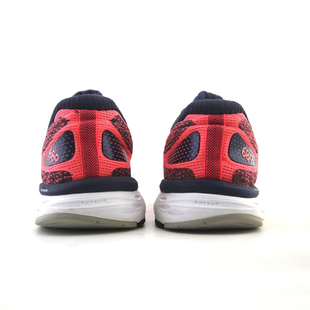 NEW BALANCE 680V6
