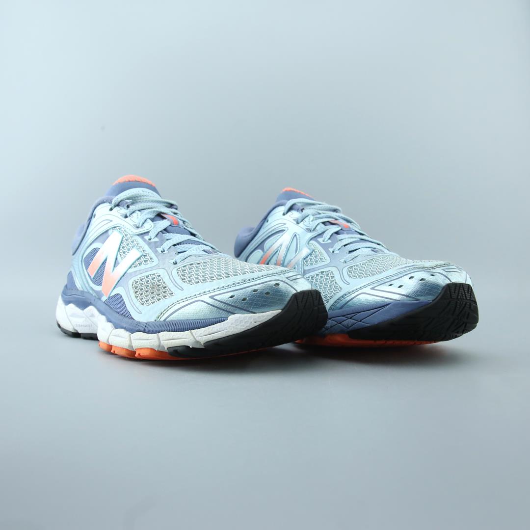 NEW BALANCE 860V6