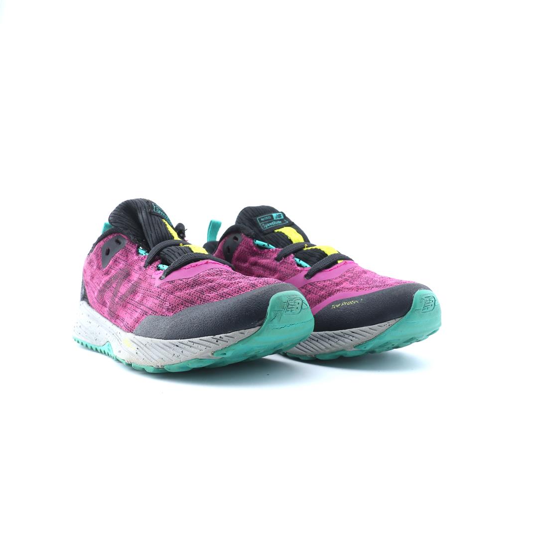 NEW BALANCE  NITREL V4