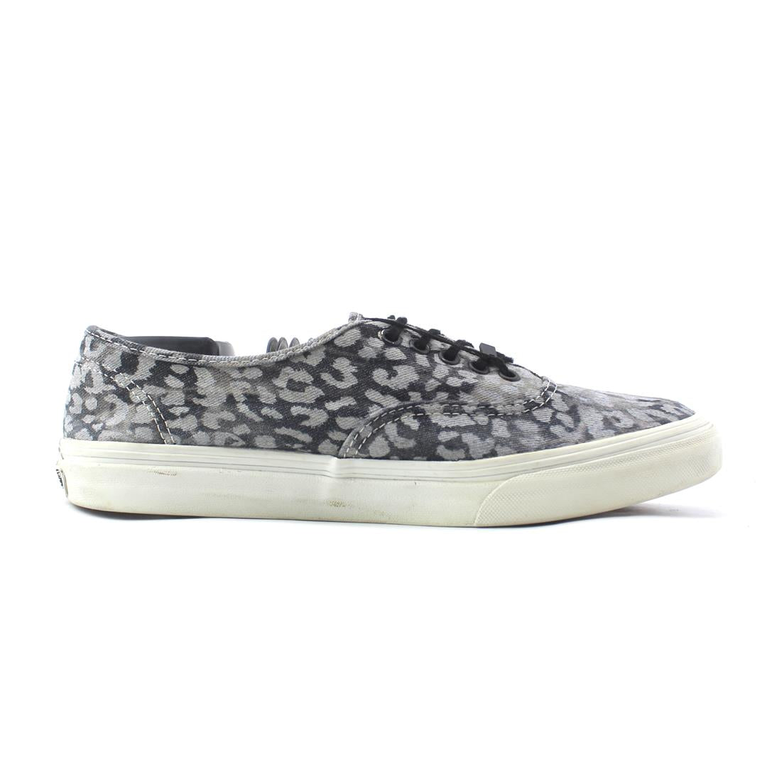 VANS AUTHENTIC