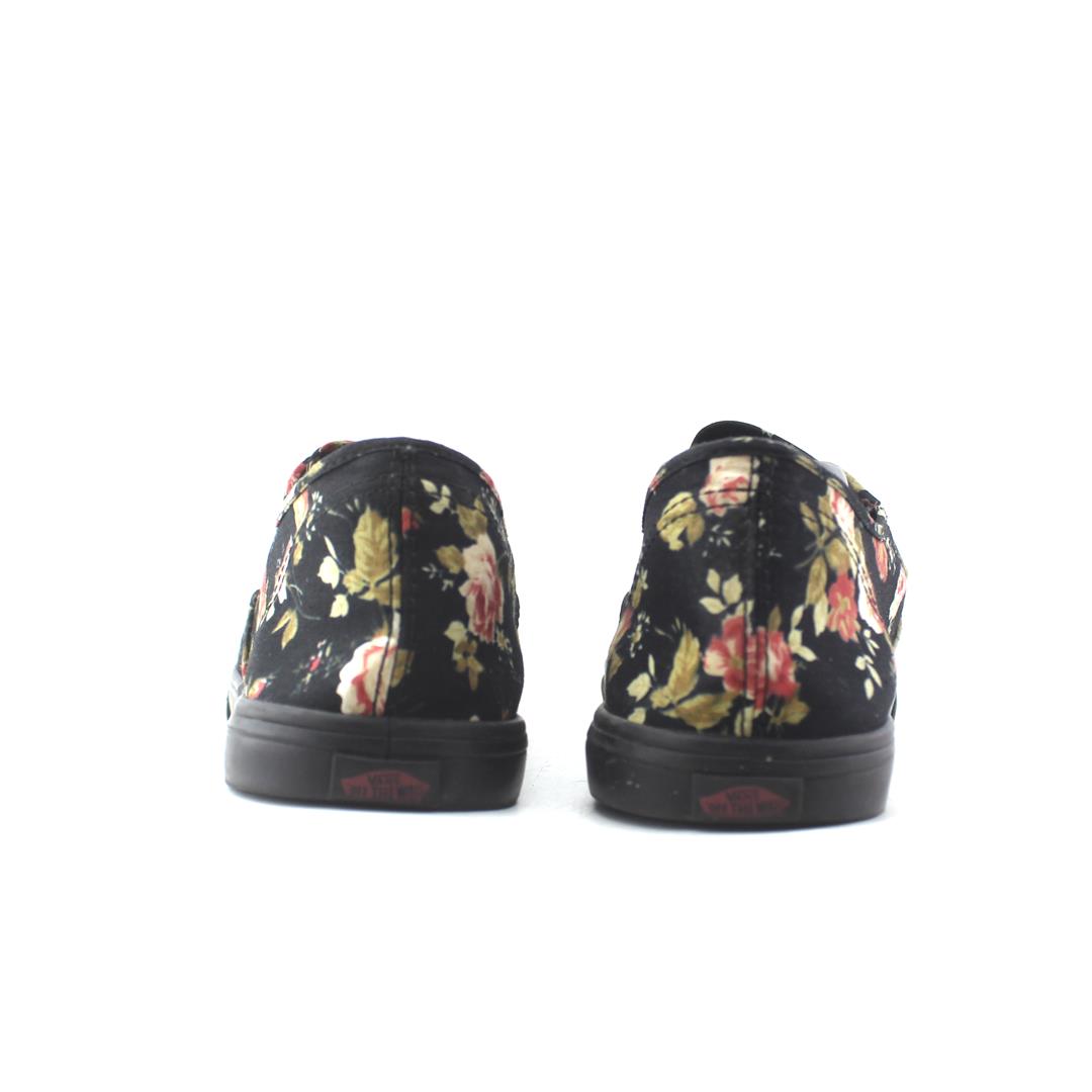 VANS AUTHENTIC