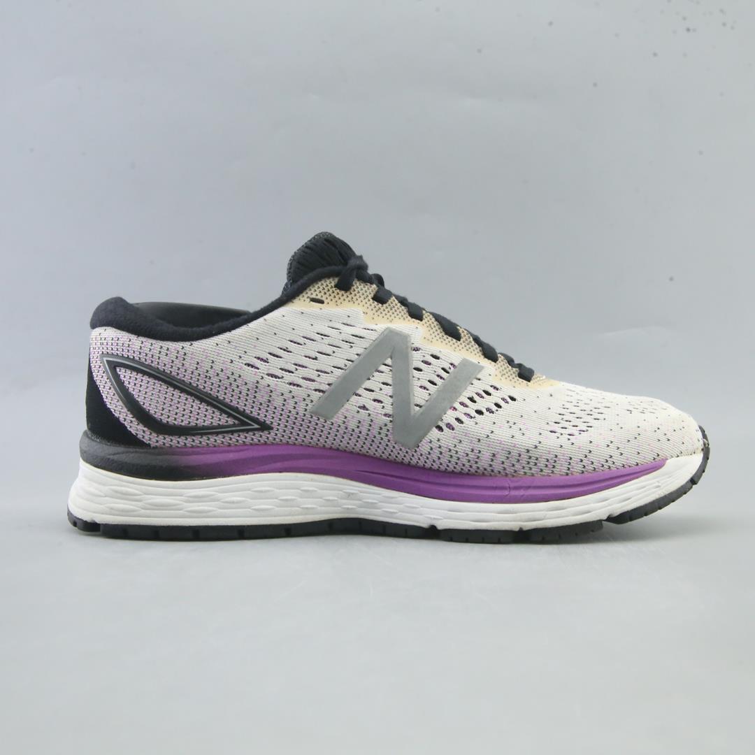 NEW BALANCE 880V9