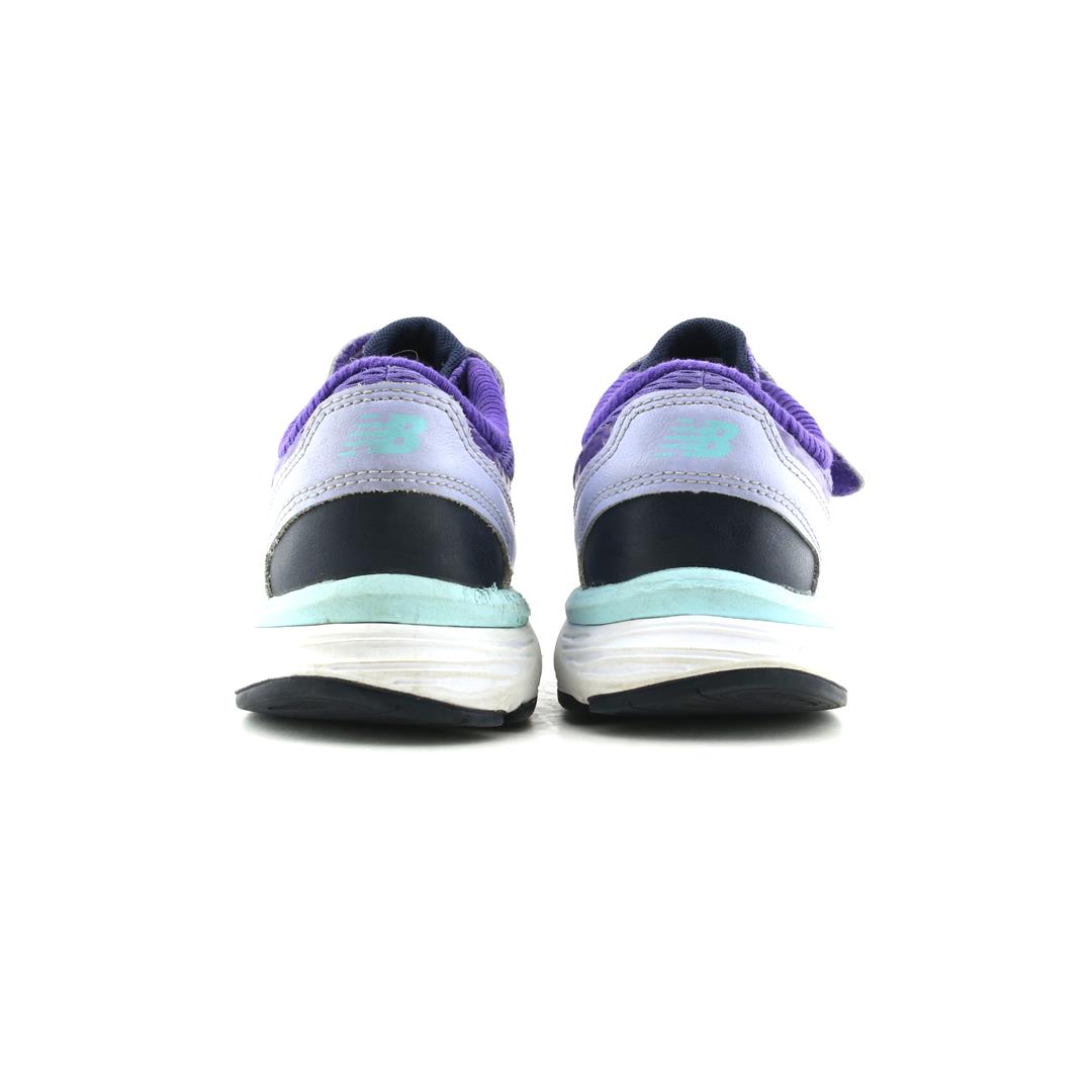 NEW BALANCE 680 V6