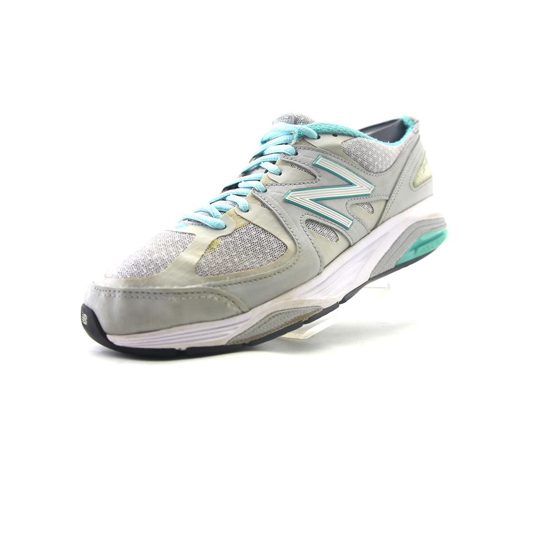 NEW BALANCE 1540 V2