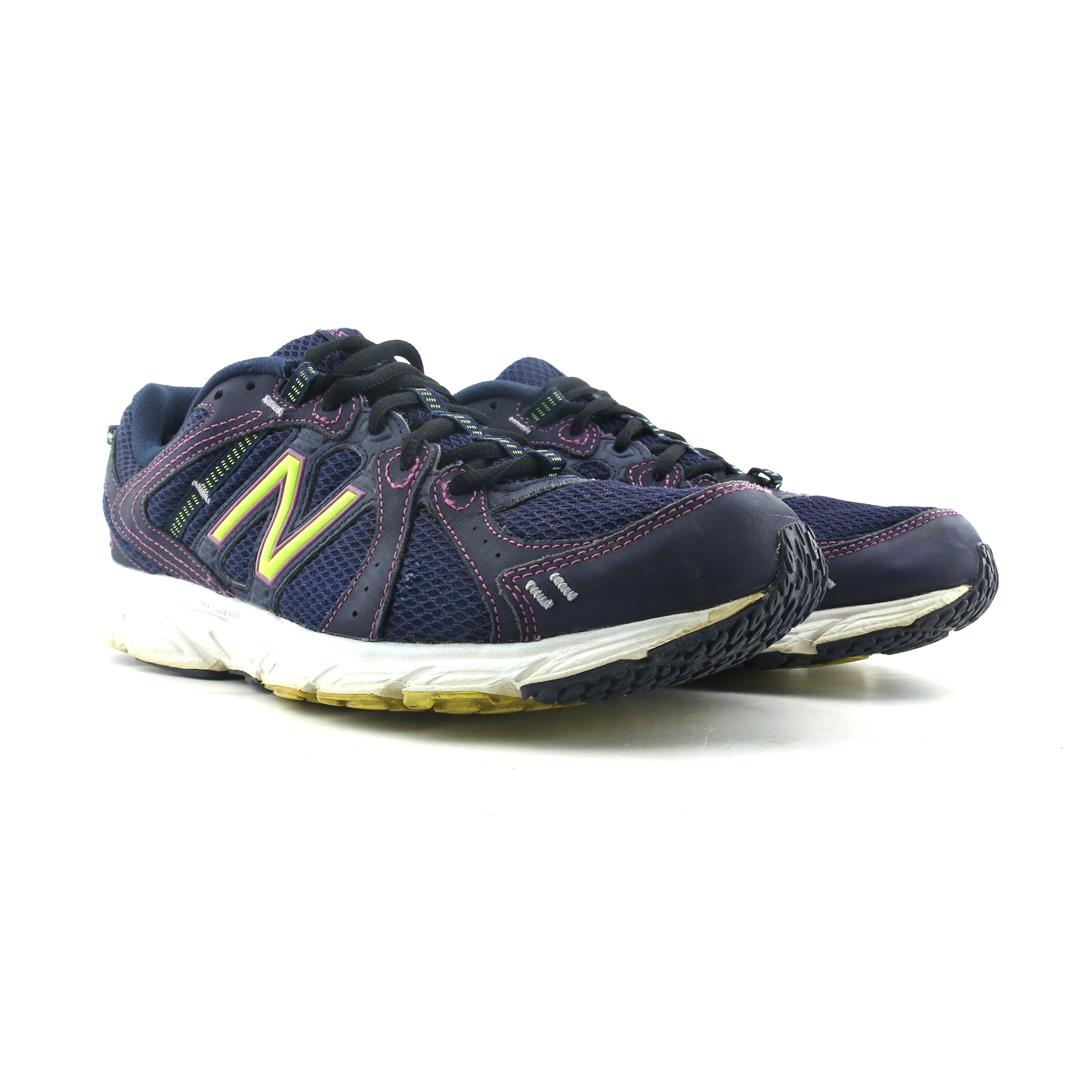 NEW BALANCE 402V1